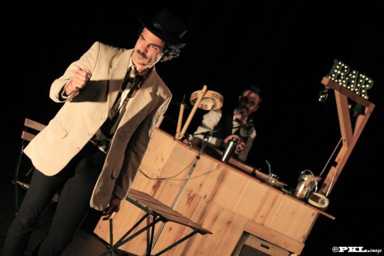 DEBOIRES Affiche - Avec cadre