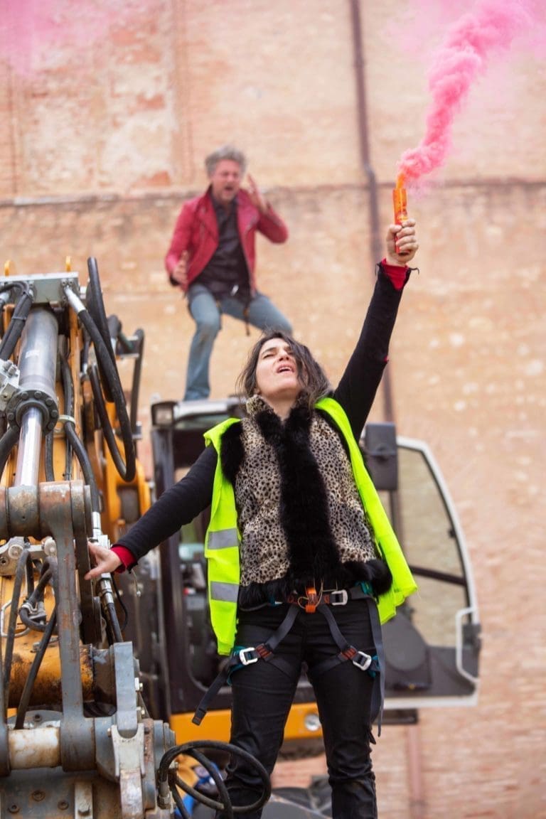 Affiche-JOHNNY-Fluo-WEB-WEB